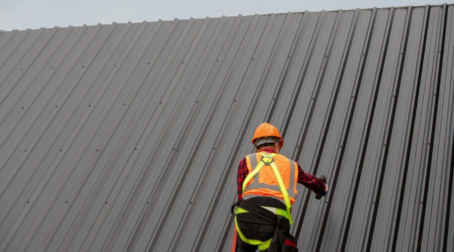 Professional metal roof installation services in Cropwell, AL